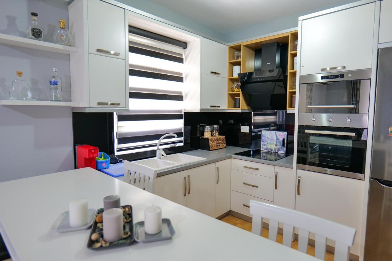 Ansel Home Saranda Zewnętrze zdjęcie